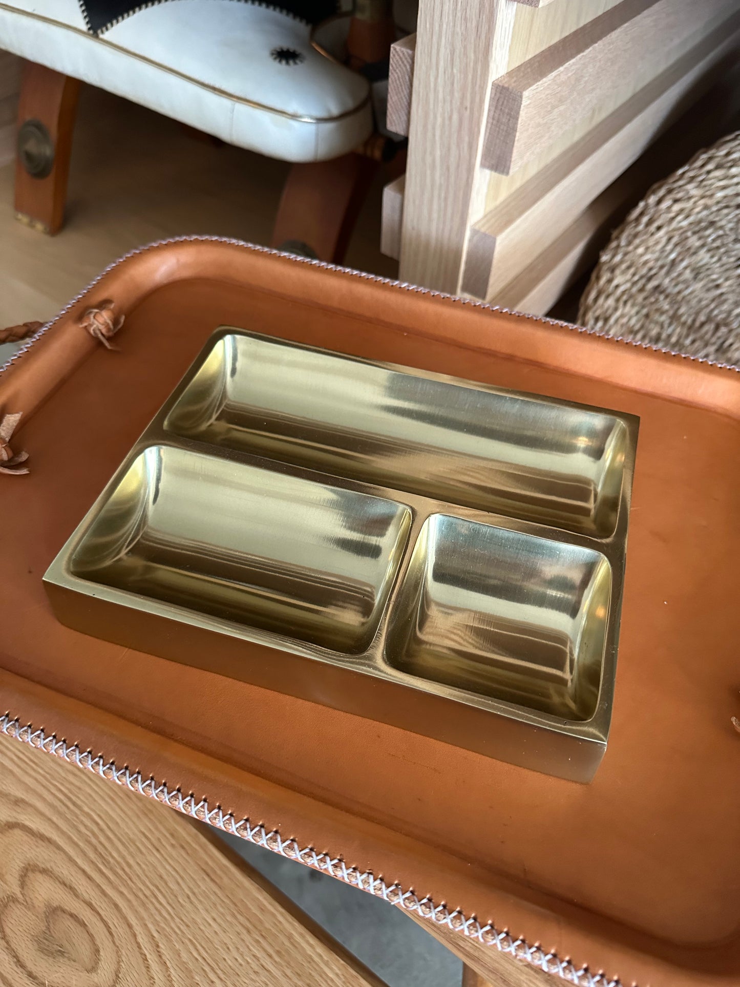 Brass catchall tray