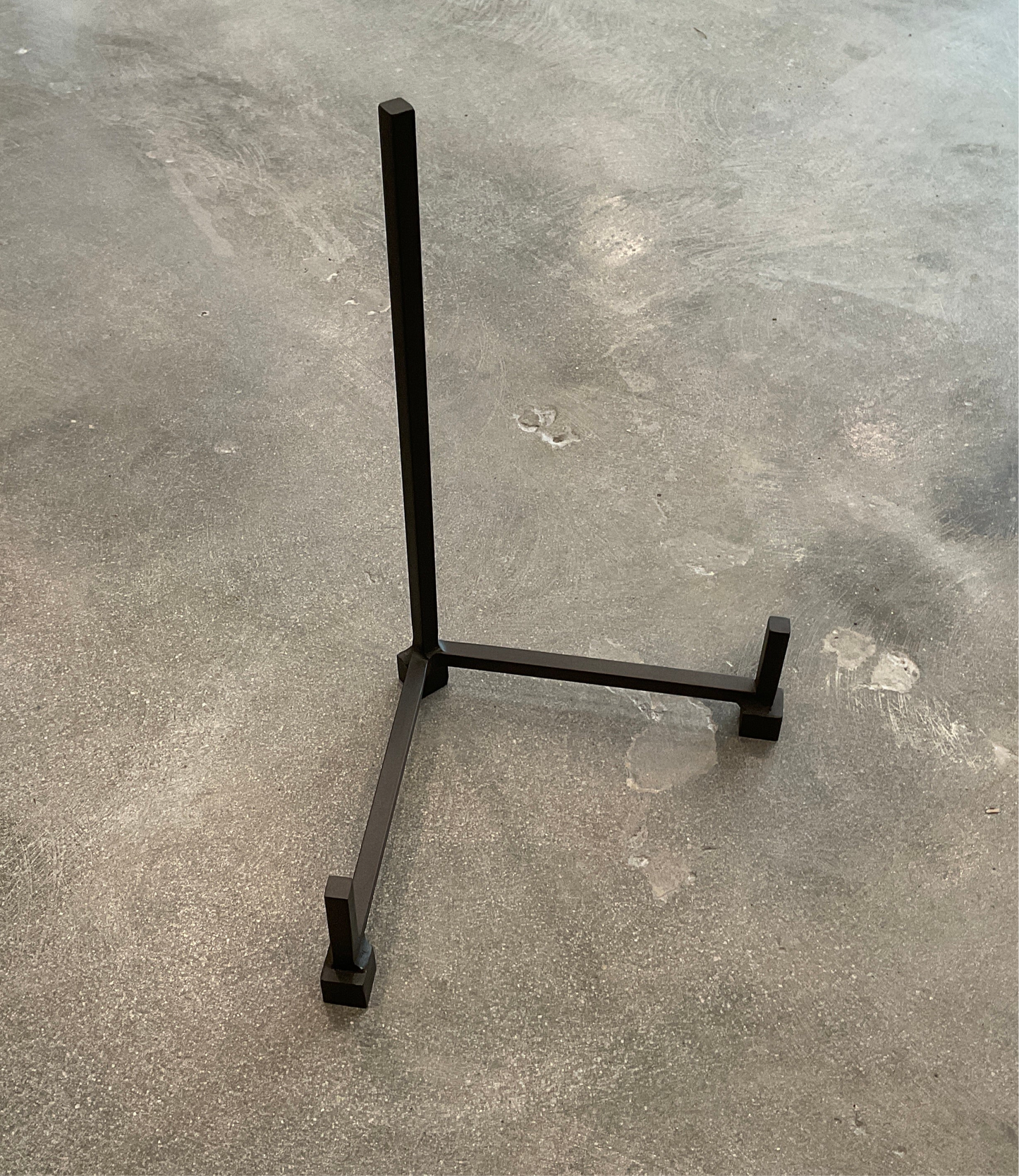 Small Iron Easel