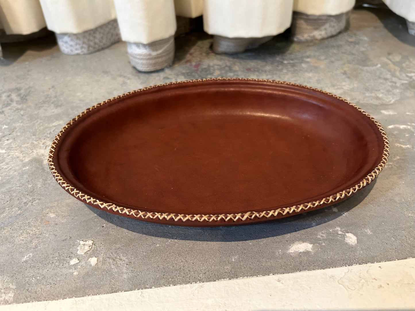 Ovalado Oval Tray