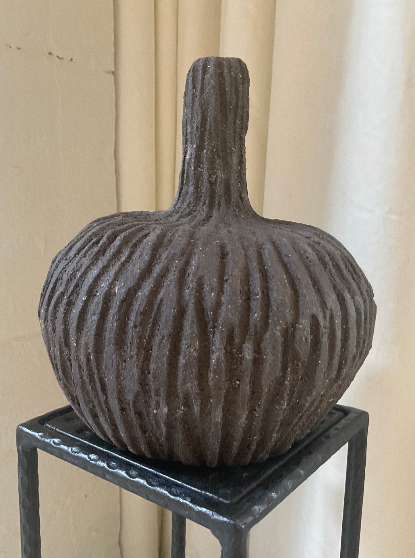 Black Clay Gourd