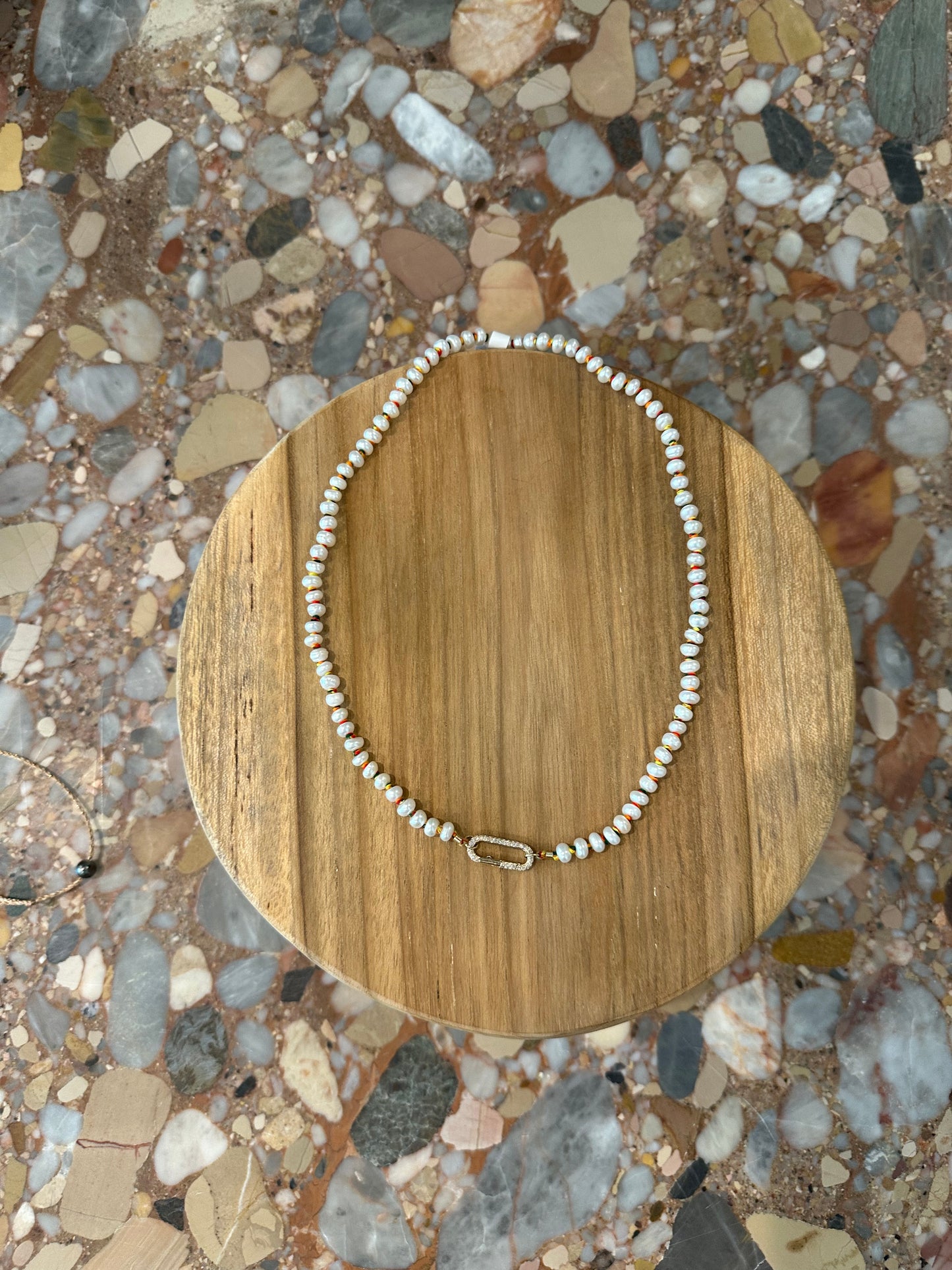 Petite Pearl Chain Luxe, Rasta
