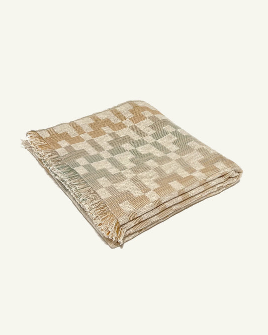 Esme Fade Throw