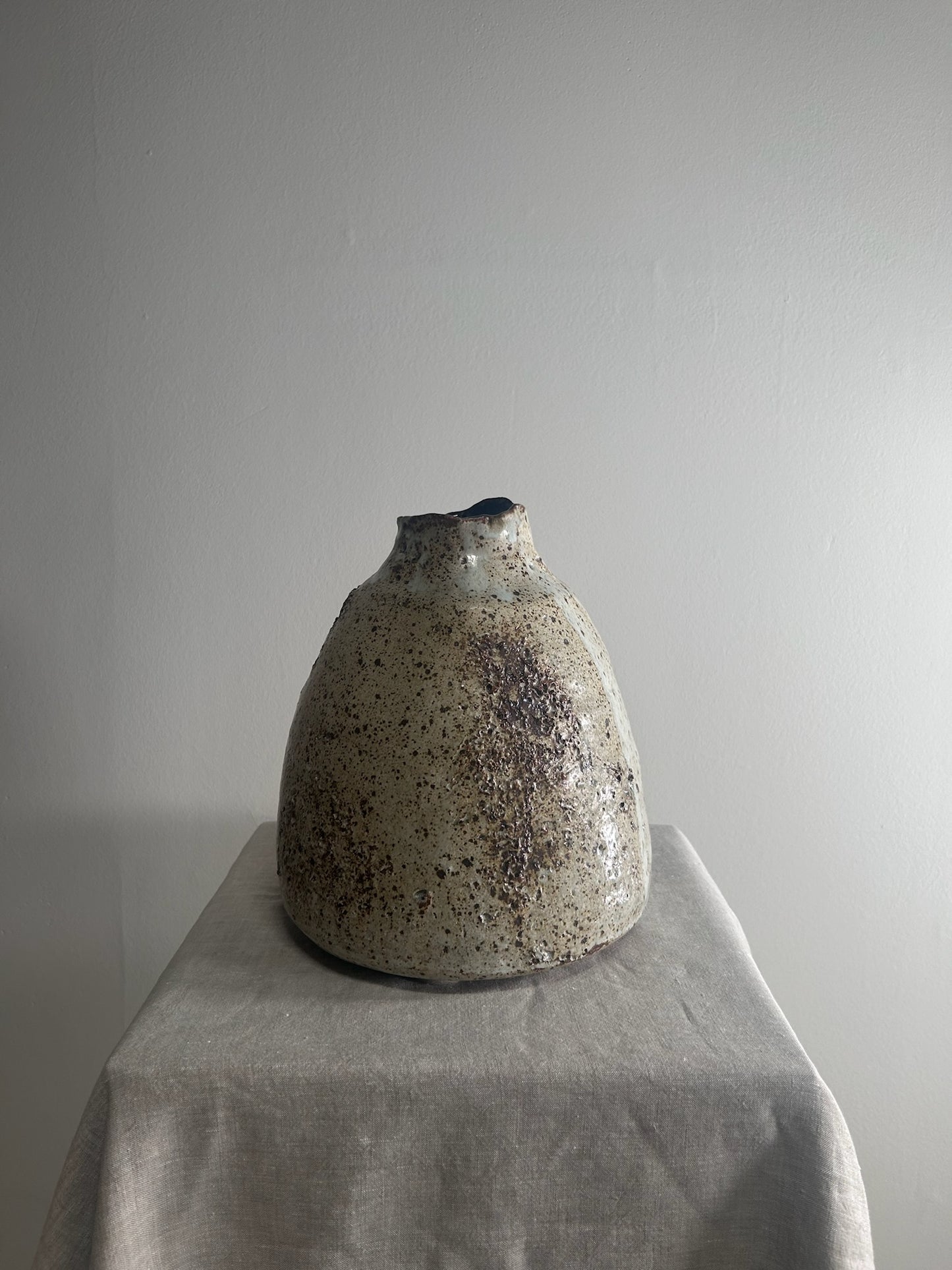 Mouchette Vase