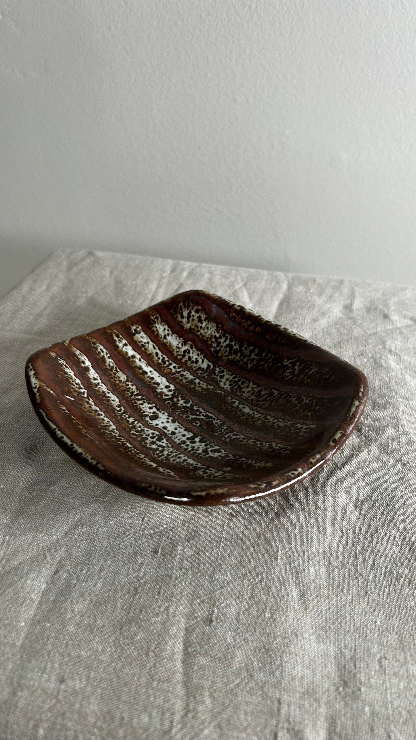 Mottled Glaze Dish